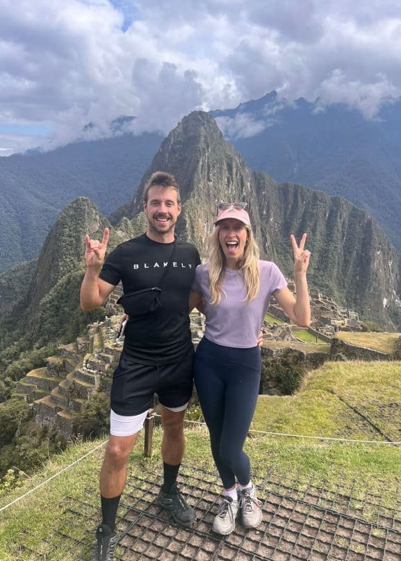 Turistas-de-Andean-02