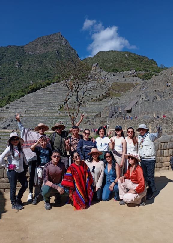 Turistas-de-Andean-05